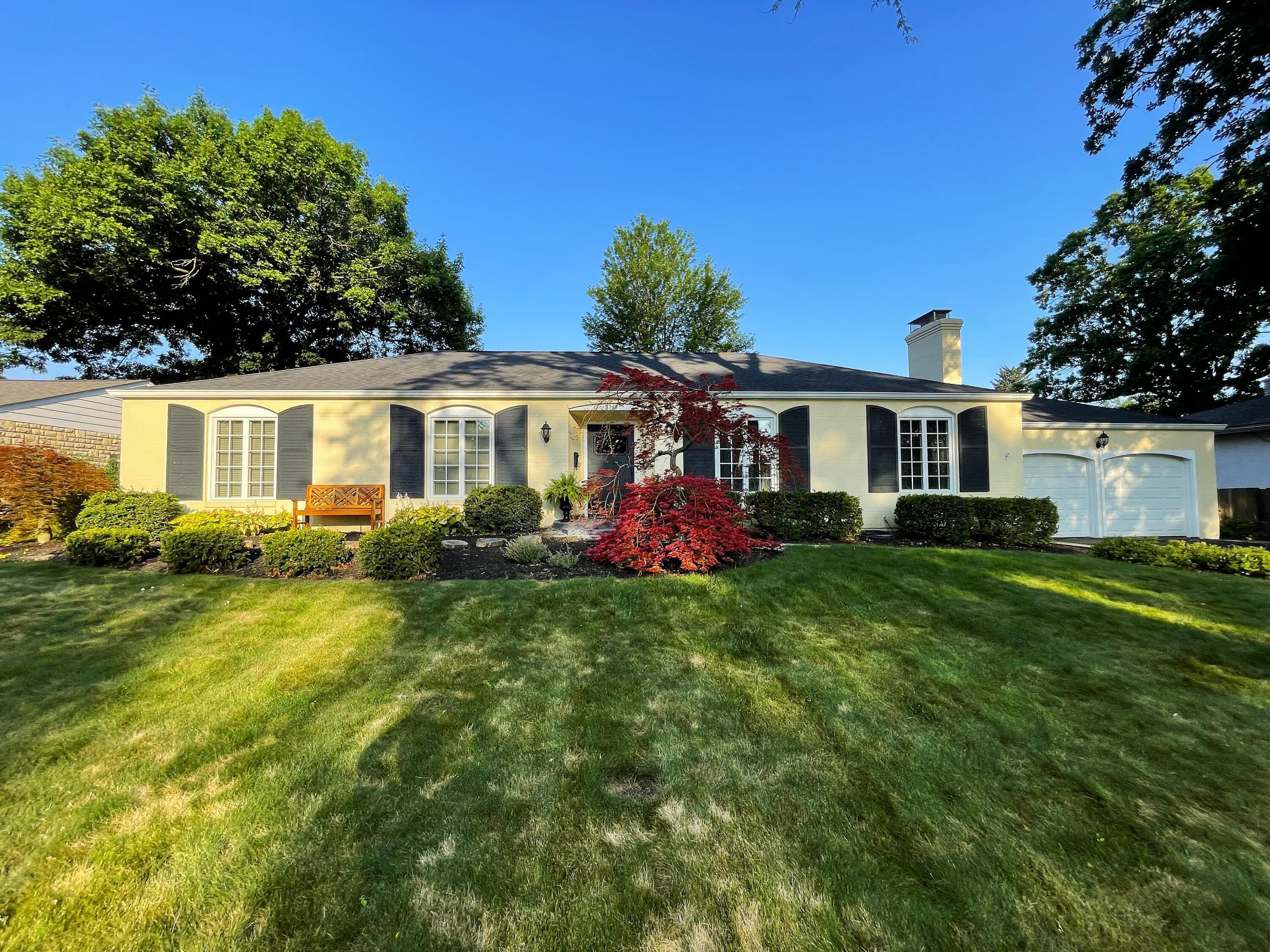 Property Photo: 3169 Halesworth Road OH 43221