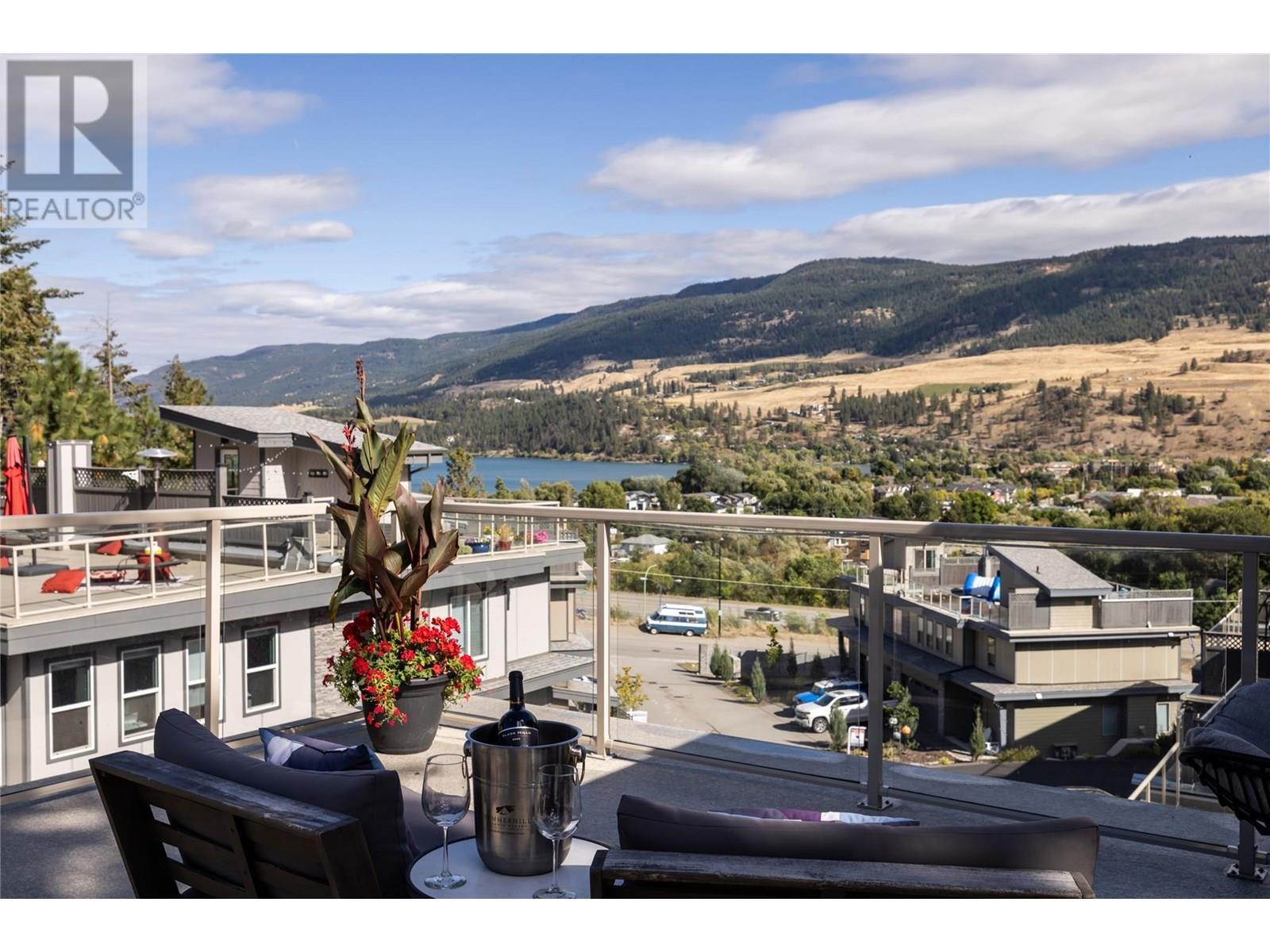 Photo de la propriété: 2893 Robinson Road 13 BC V4V 1H8