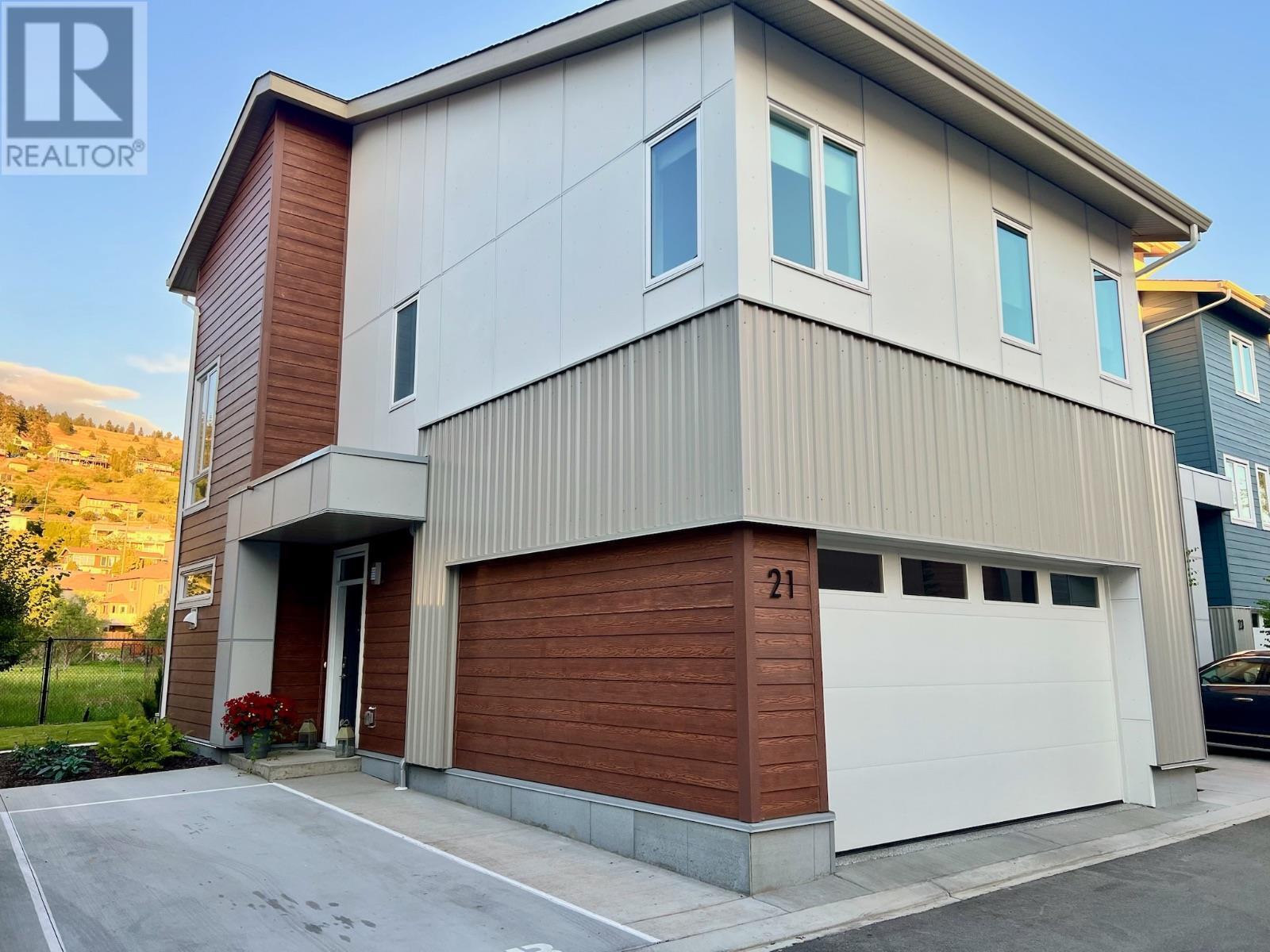 Property Photo: 3719 Woodsdale Other 21 BC V4V 1X2