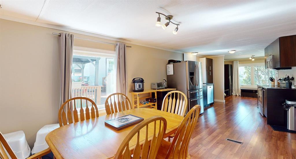 Photo de la propriété: 13 Sunburst Crescent MB R2N 1C5