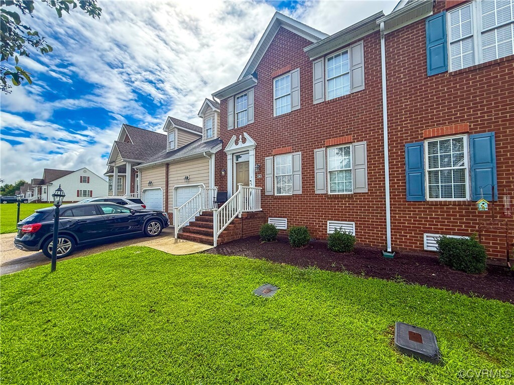 Property Photo: 116 Gilcreff Place VA 23834