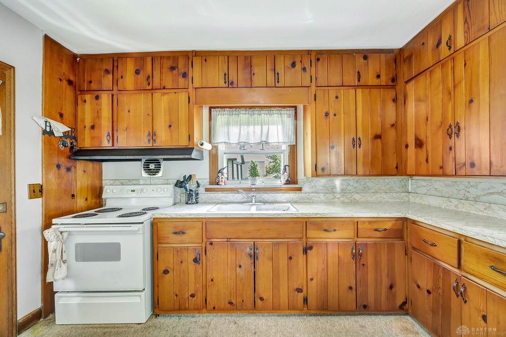 Property Photo:  677 Ridgewood Avenue  OH 45013 
