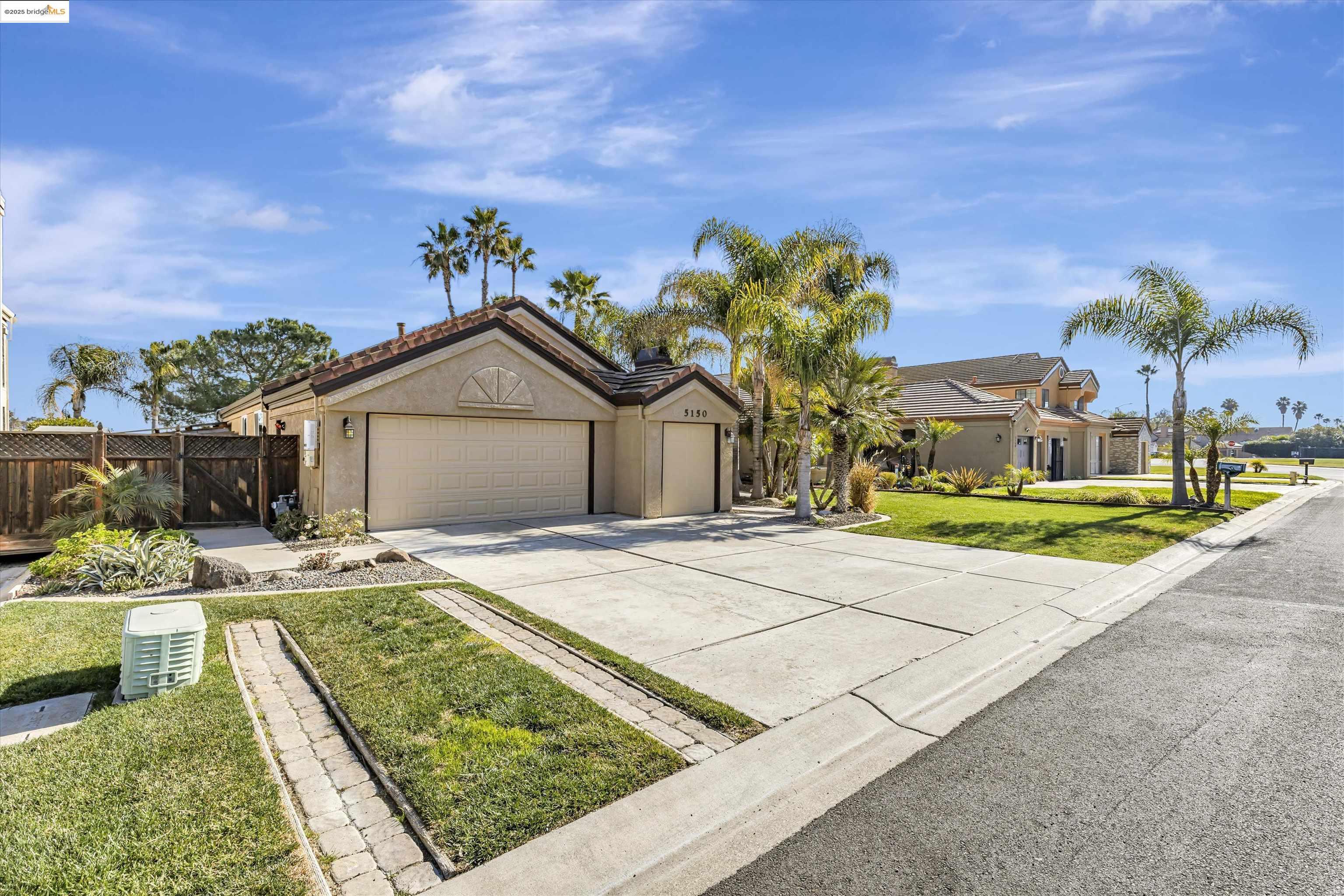 Property Photo: 5150 Edgeview Dr CA 94505