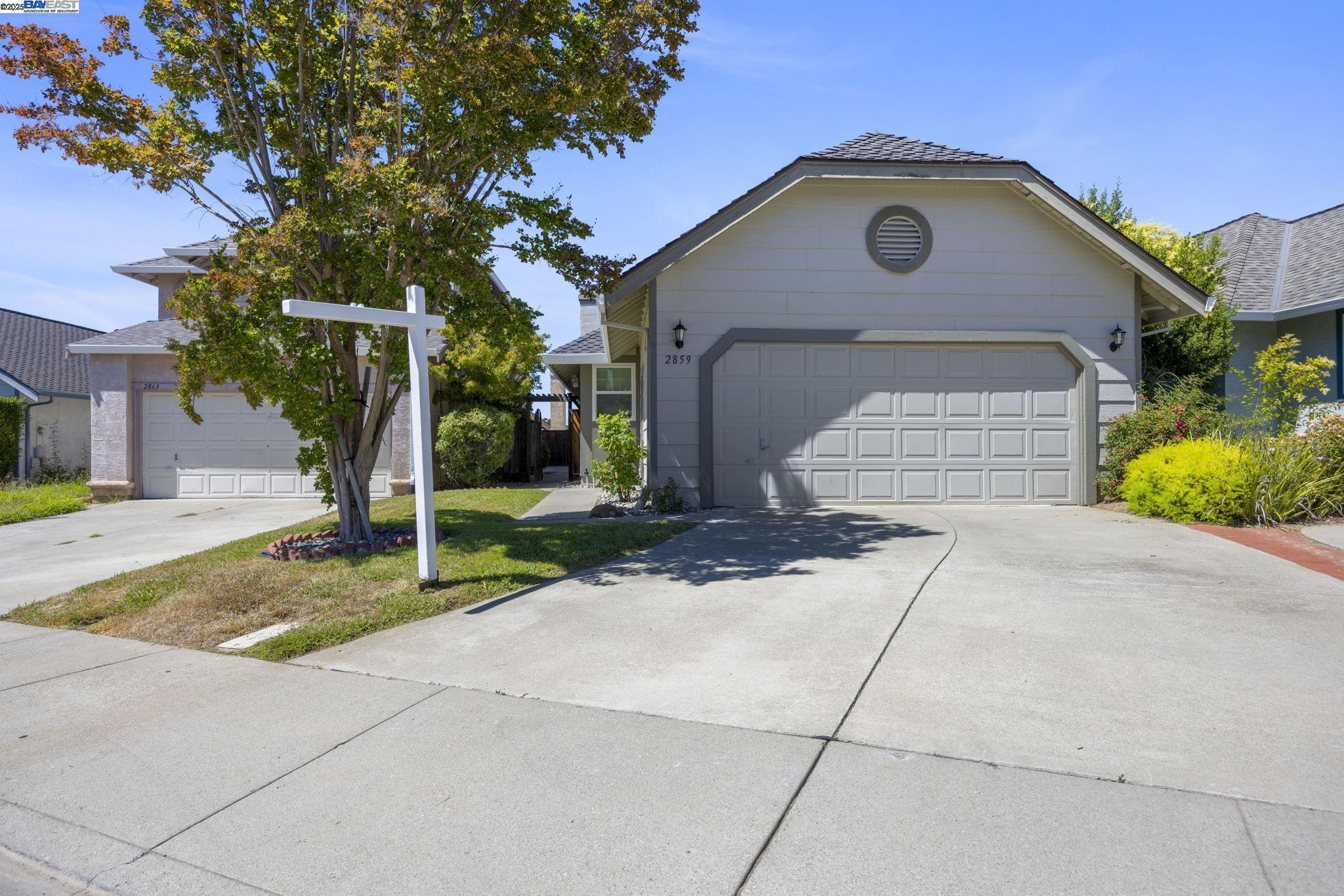 Property Photo: 2859 El Capitan Dr CA 94566
