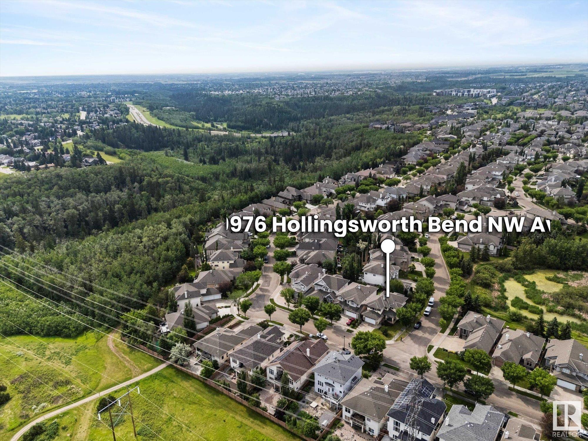 Property Photo: 976 Hollingsworth Bend Bend NW AB T6R 3G7