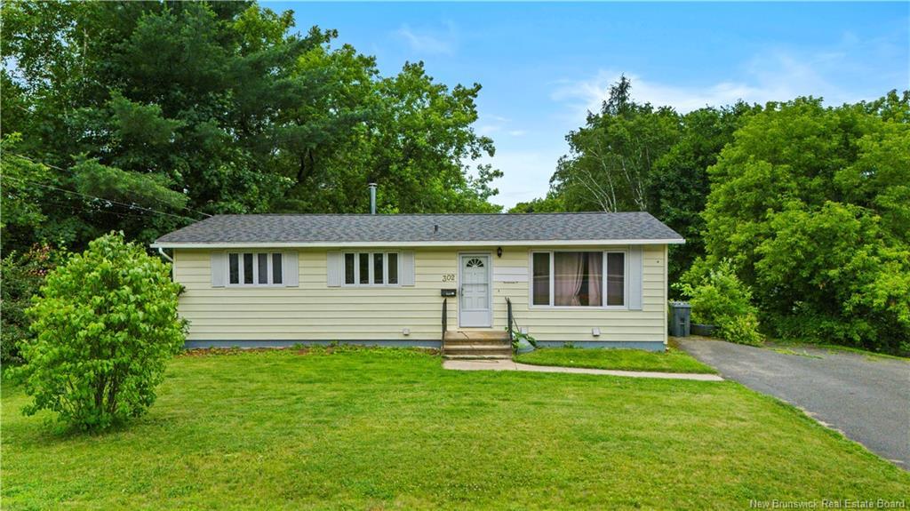 Property Photo: 302 Highland Avenue NB E3A 2S7