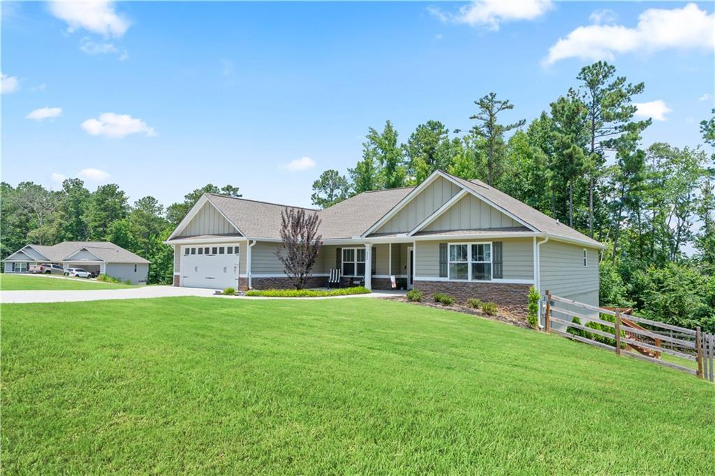 Property Photo: 325 Cranmore Place GA 30180