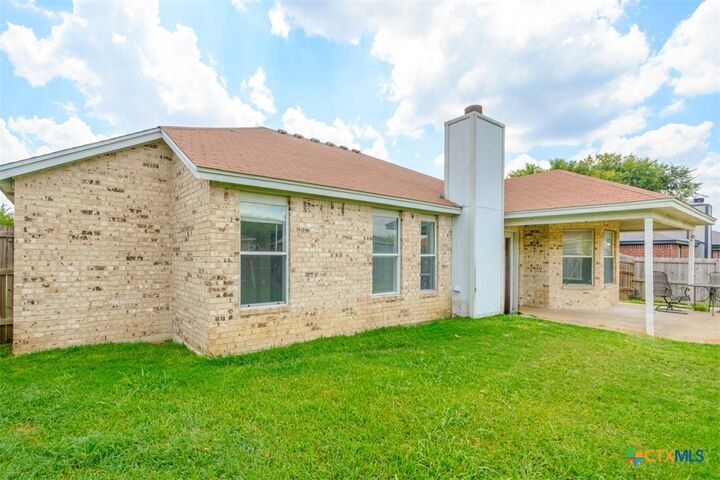 Property Photo: 5005 Topsey Drive TX 76542
