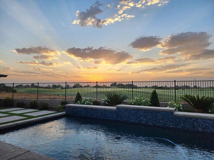 Property Photo:  400 Ridge Creek Estates Way  CA 93618