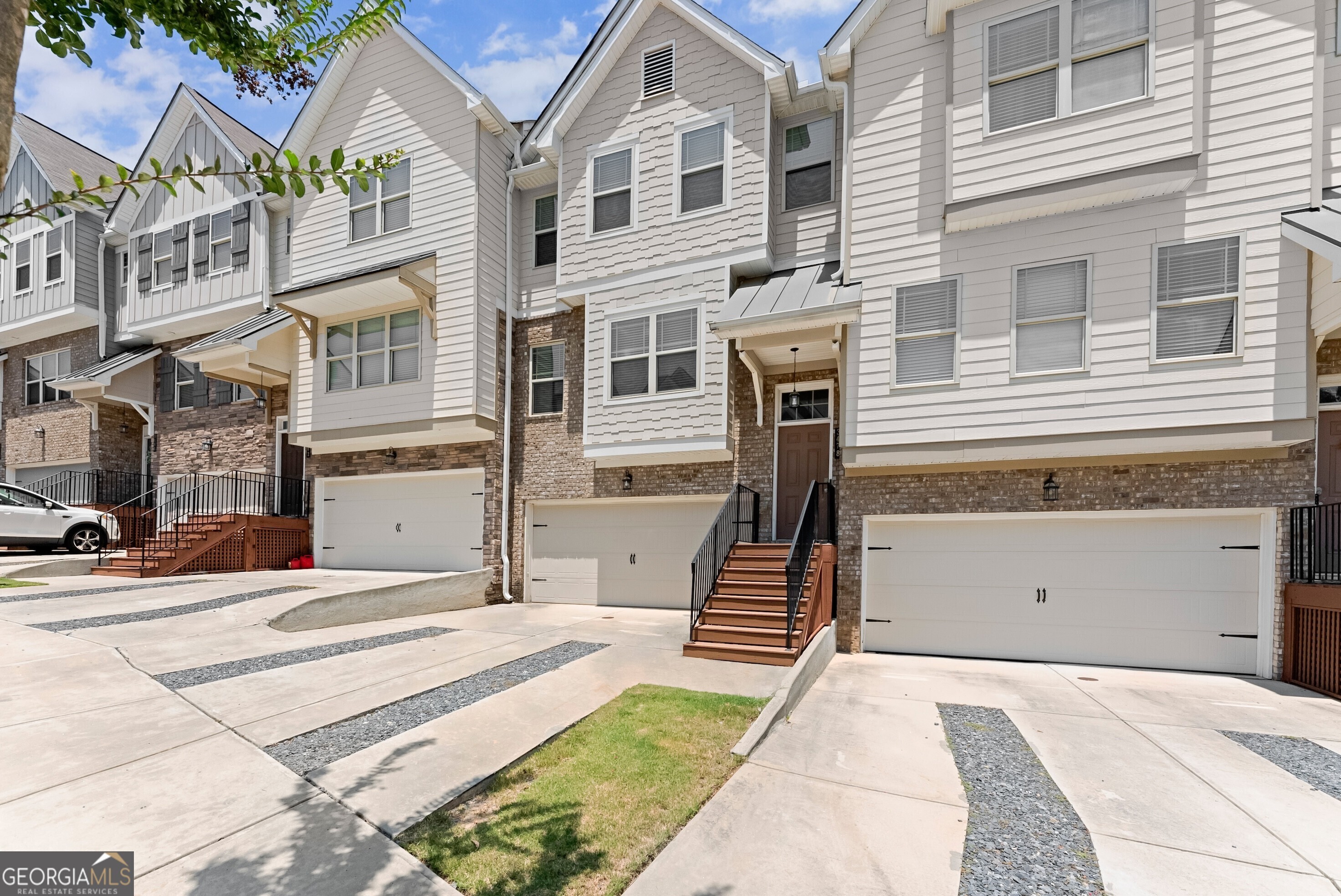 Property Photo: 3478 Abbey Way GA 30507