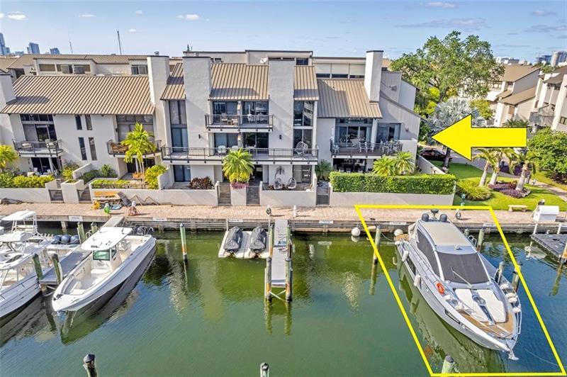 Property Photo:  17 Port Side Dr 17A  FL 33316 