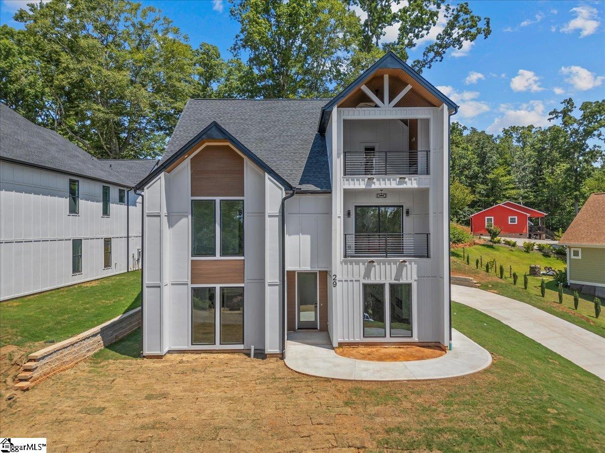Property Photo: 29 Harbor Drive SC 29611