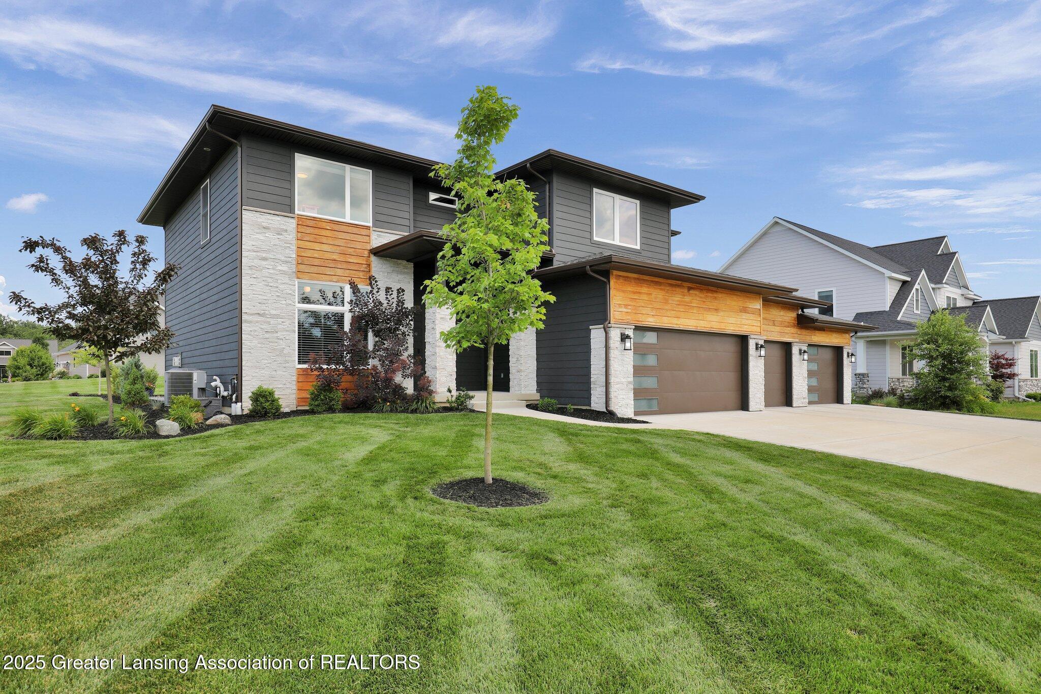 Property Photo: 6102 Sleepy Hollow Lane MI 48823