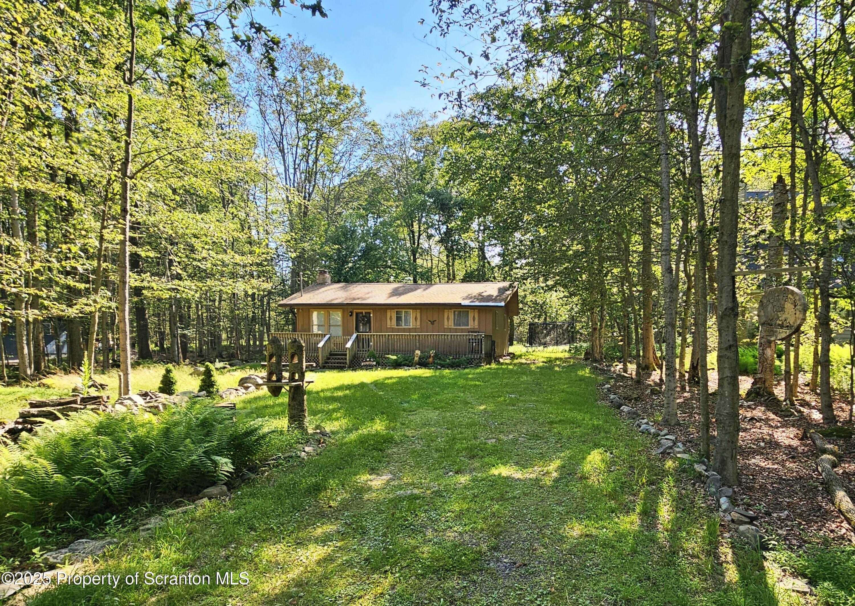 Property Photo:  55 Lyman Lane  PA 18424 