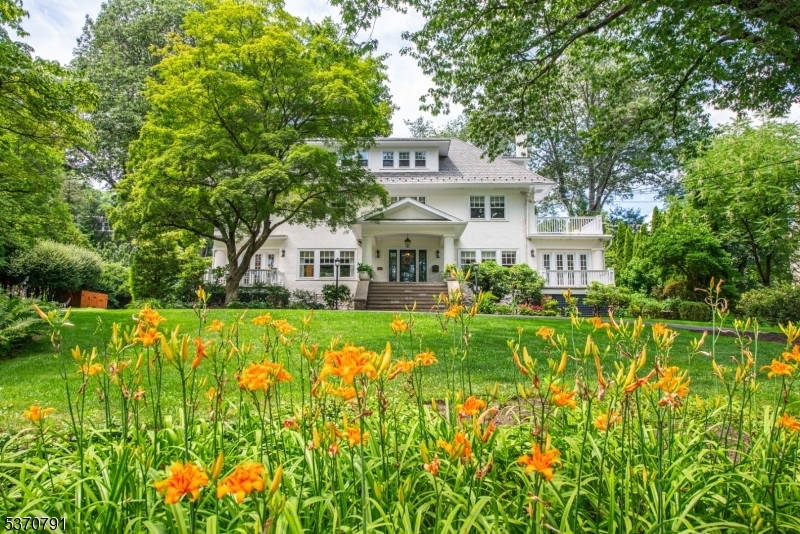 Property Photo: 297 Morris Ave NJ 07046