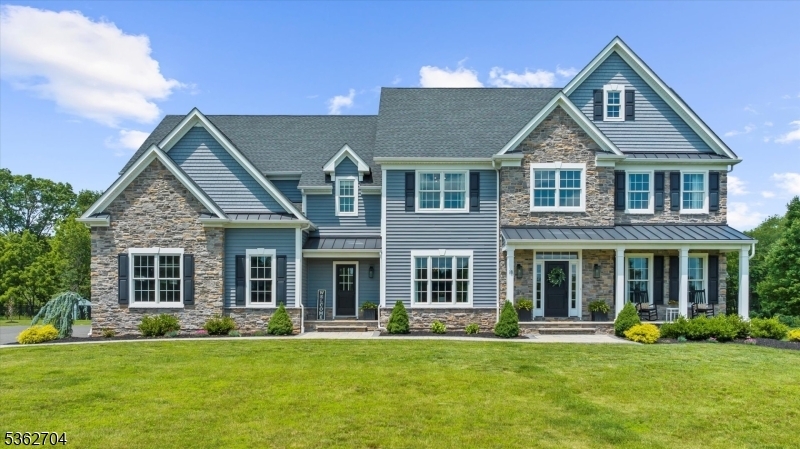 18 Robin Hill Way  Raritan Twp. NJ 08551 photo
