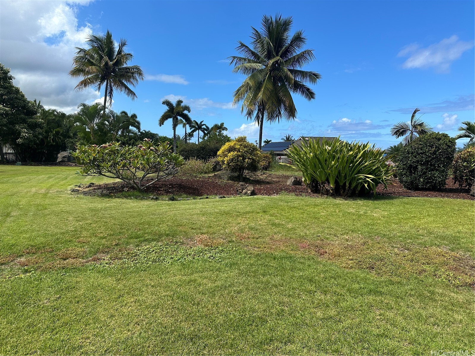 Property Photo: 75-107 Kamilo Place HI 96740