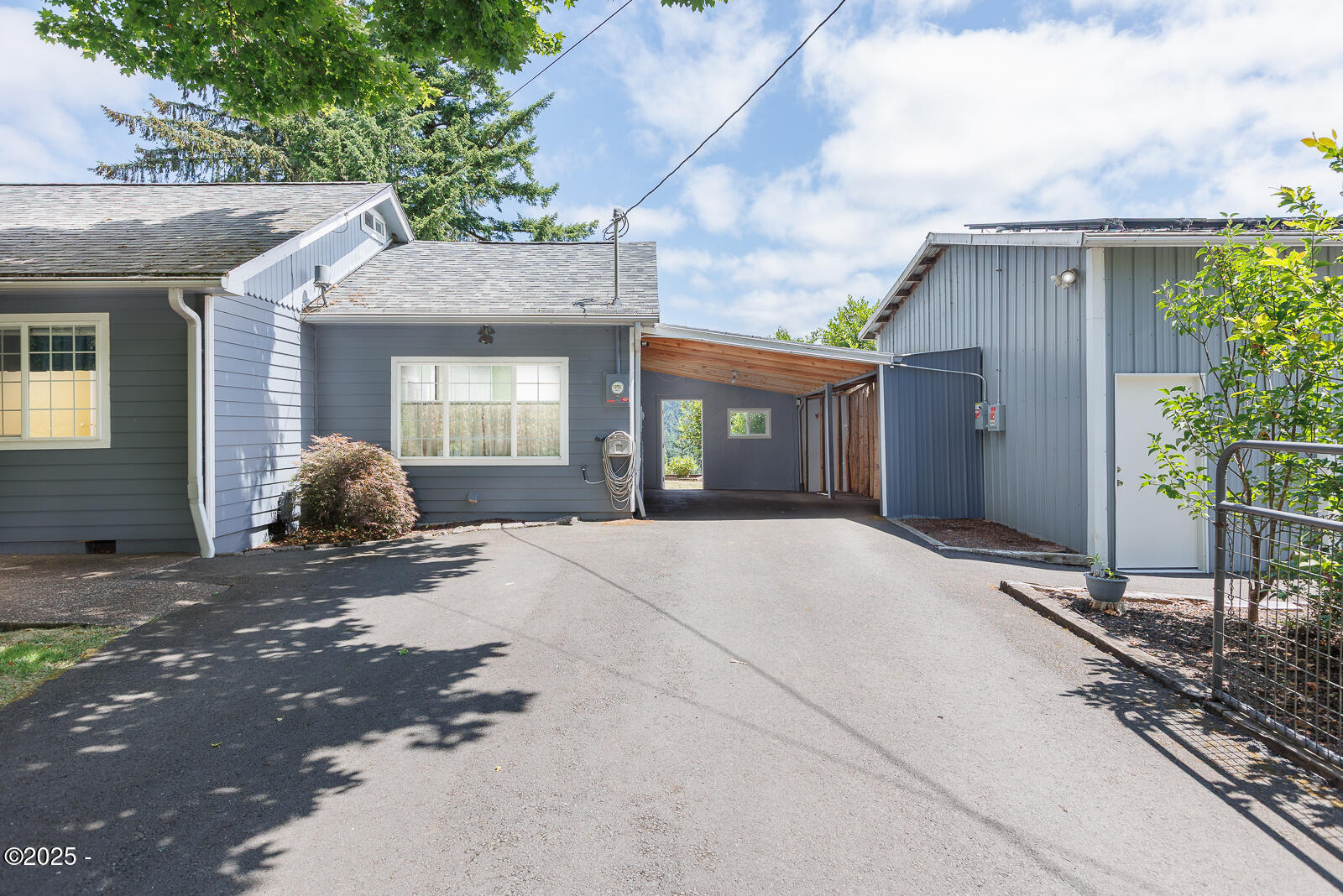 Property Photo:  301 Elk City Road  OR 97391 