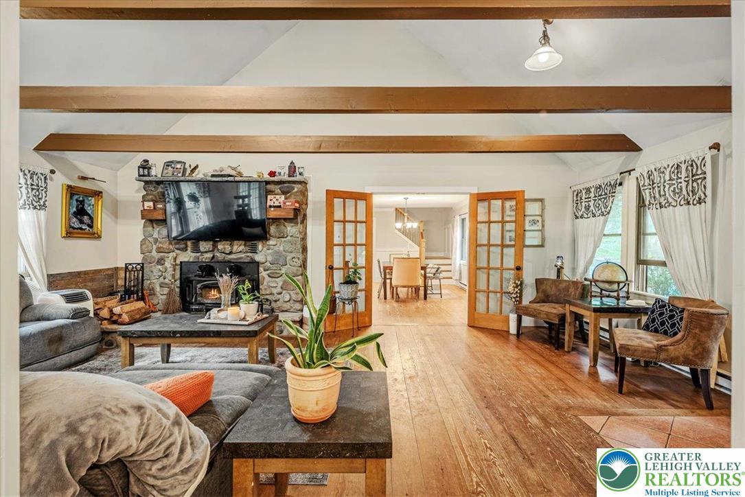 Property Photo: 1079 Marshalls Creek Road PA 18302