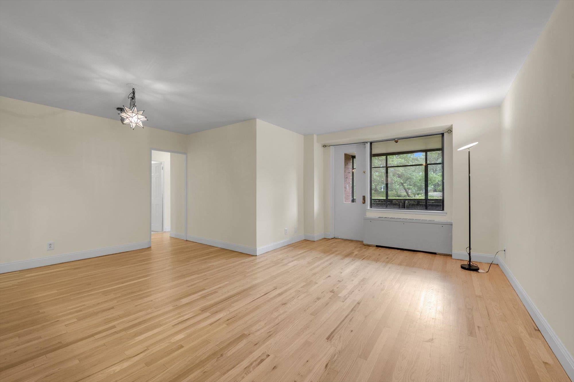 Property Photo:  4705 Henry Hudson Parkway W 1J  NY 10471 
