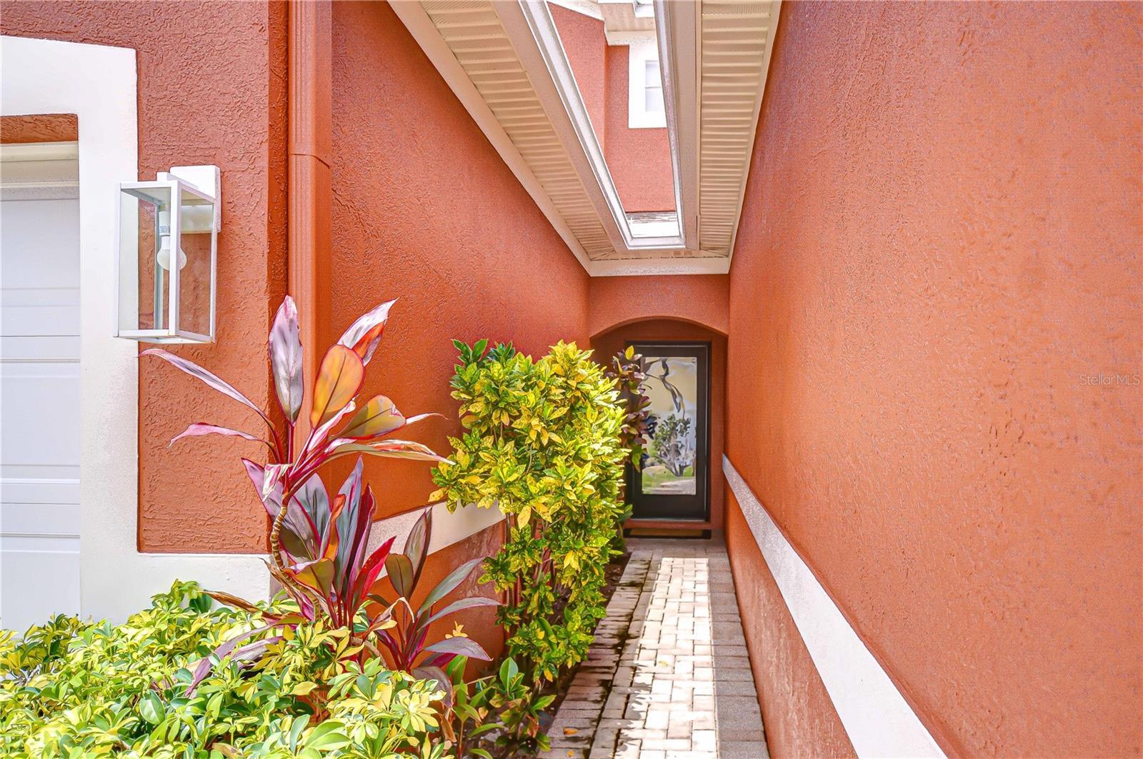 Property Photo:  11010 Blaine Top Pl  FL 33626 