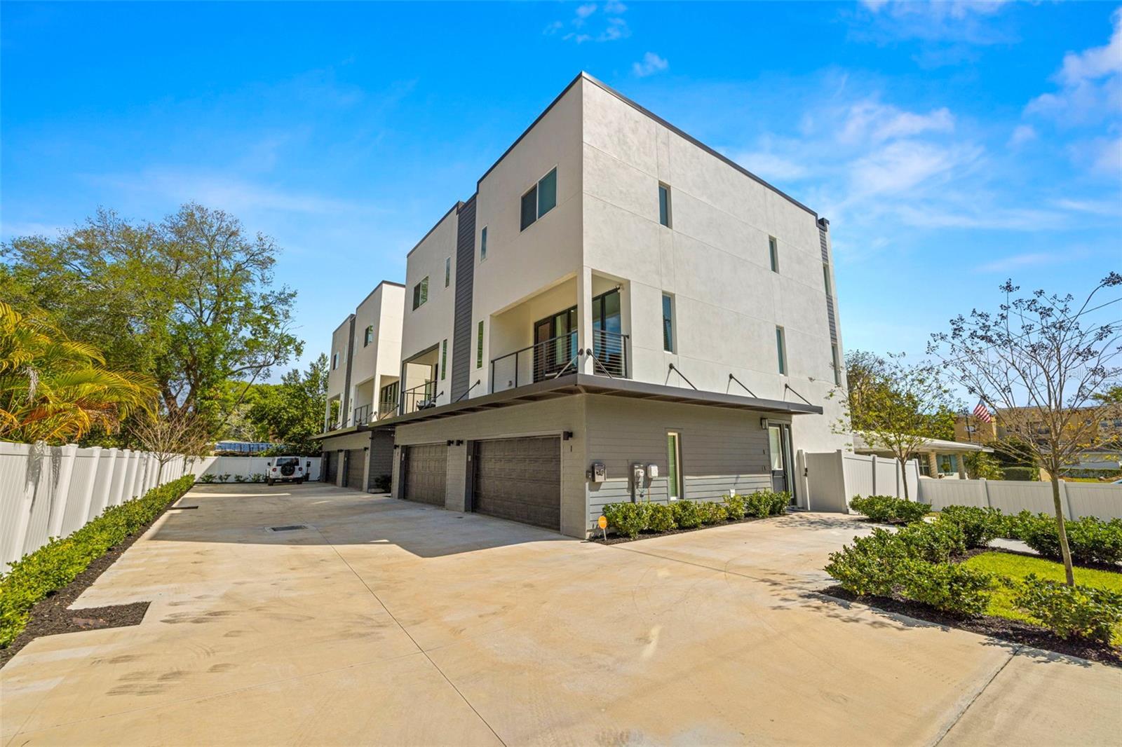 Property Photo: 4311 W Fig Street 1 FL 33609