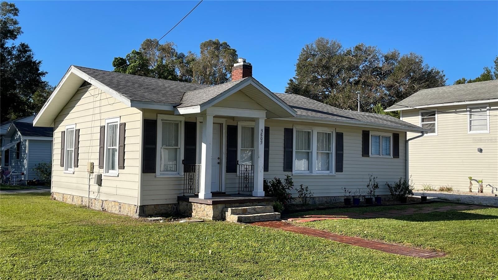 Property Photo:  3503 7th Avenue W A  FL 34205 