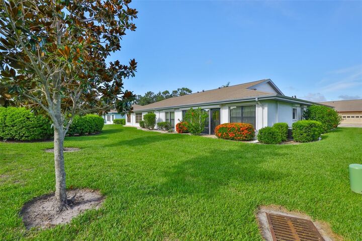 Property Photo: 2510 Locksley Street 2510 FL 33573