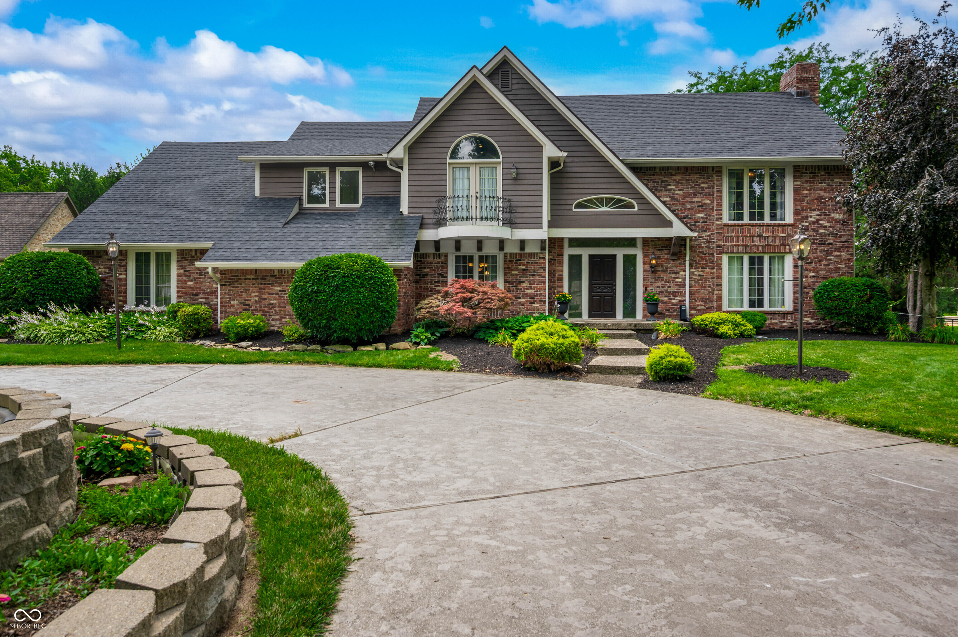 Property Photo: 115 Jordan Road IN 46217