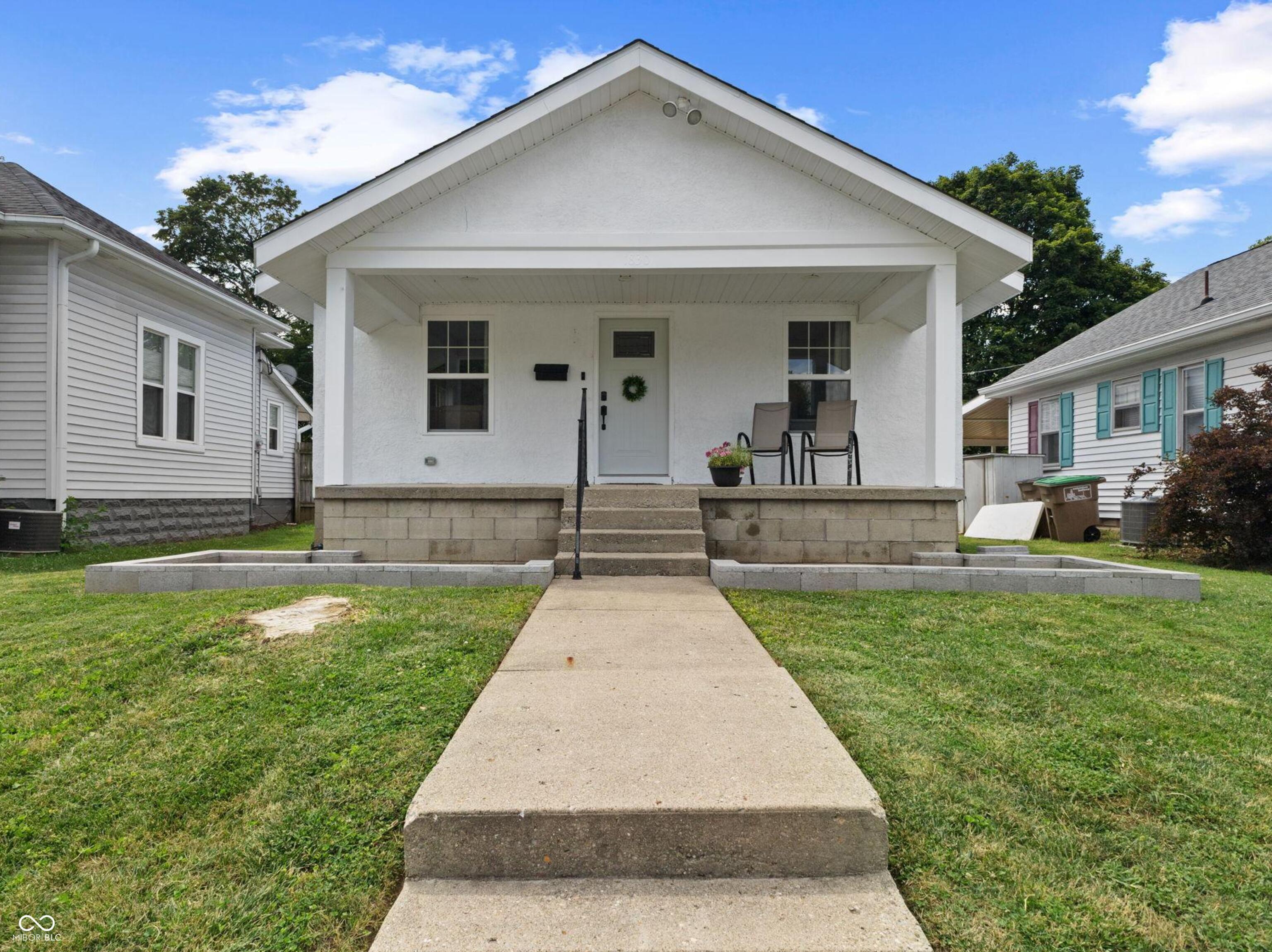Property Photo: 1830 Keller Avenue IN 47201