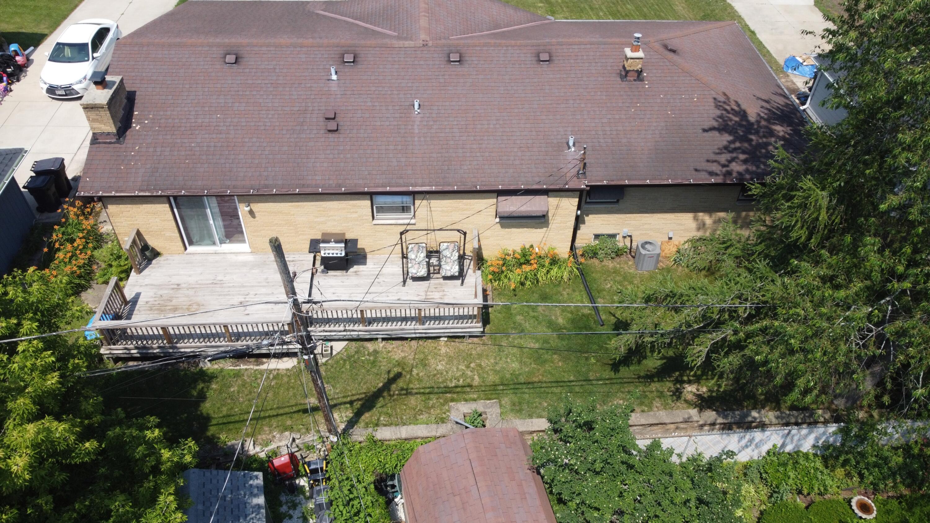 Property Photo: 1773 Juniper Cir WI 53172