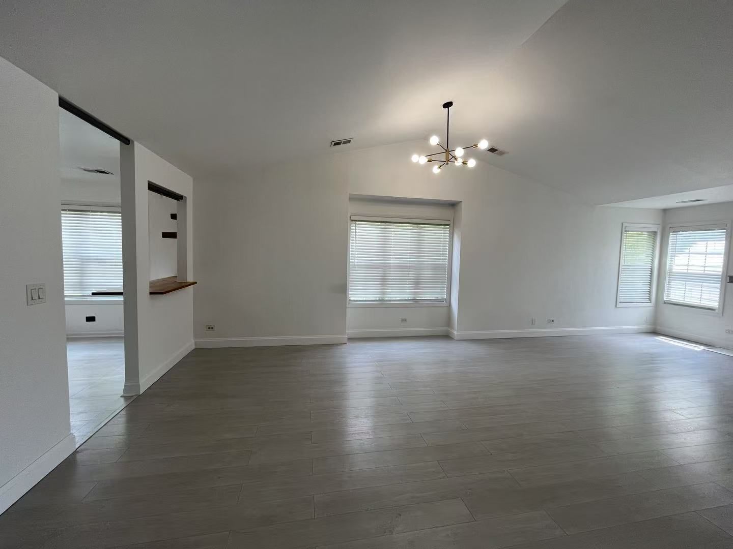 Property Photo:  262 Odlum Court 19192  IL 60194 