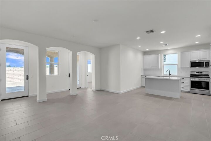 Property Photo: 7420 Desert Sky Drive CA 92284