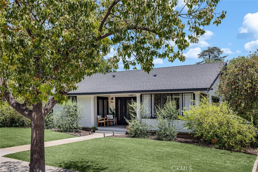Property Photo: 1926 Juanita Avenue CA 91104