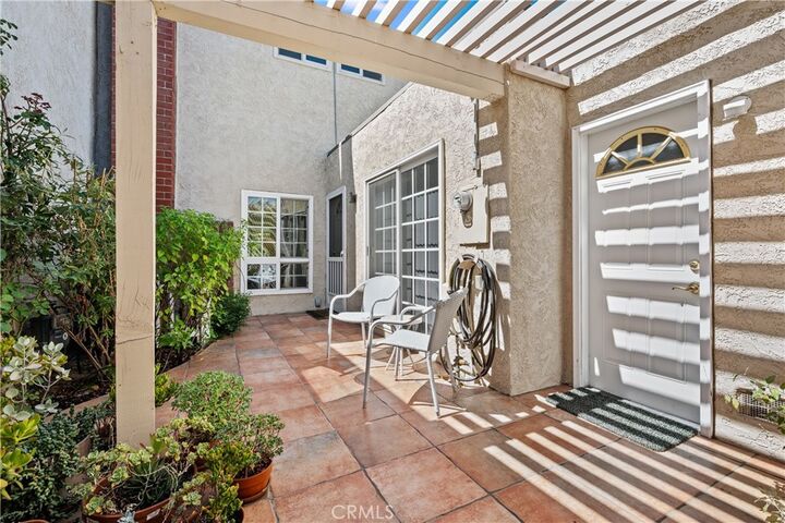 823 Daffodil  Riverside CA 92507 photo