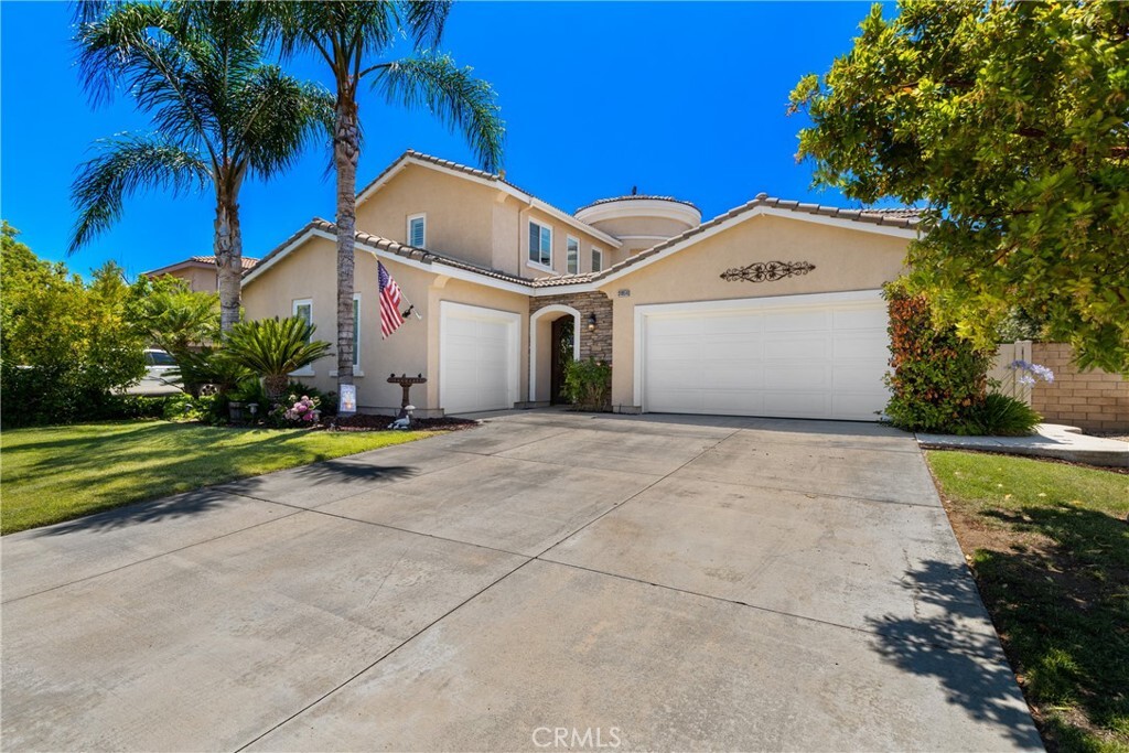 31956 Via Del Paso  Winchester CA 92596 photo