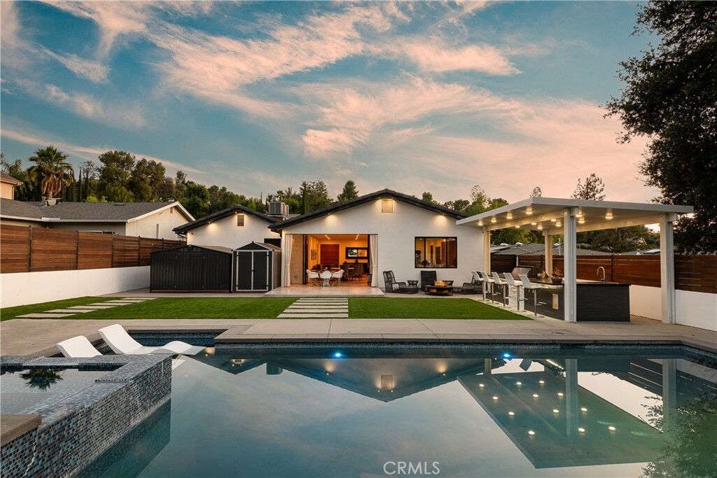 Property Photo:  21641 Mulholland Drive  CA 91364 