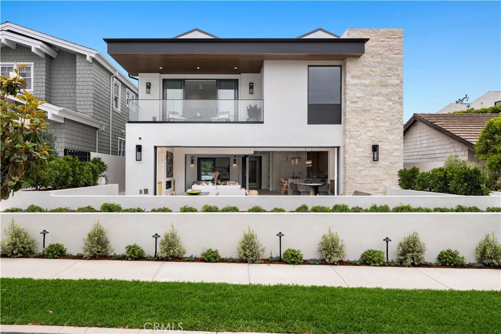 Property Photo: 516 Larkspur Avenue CA 92625