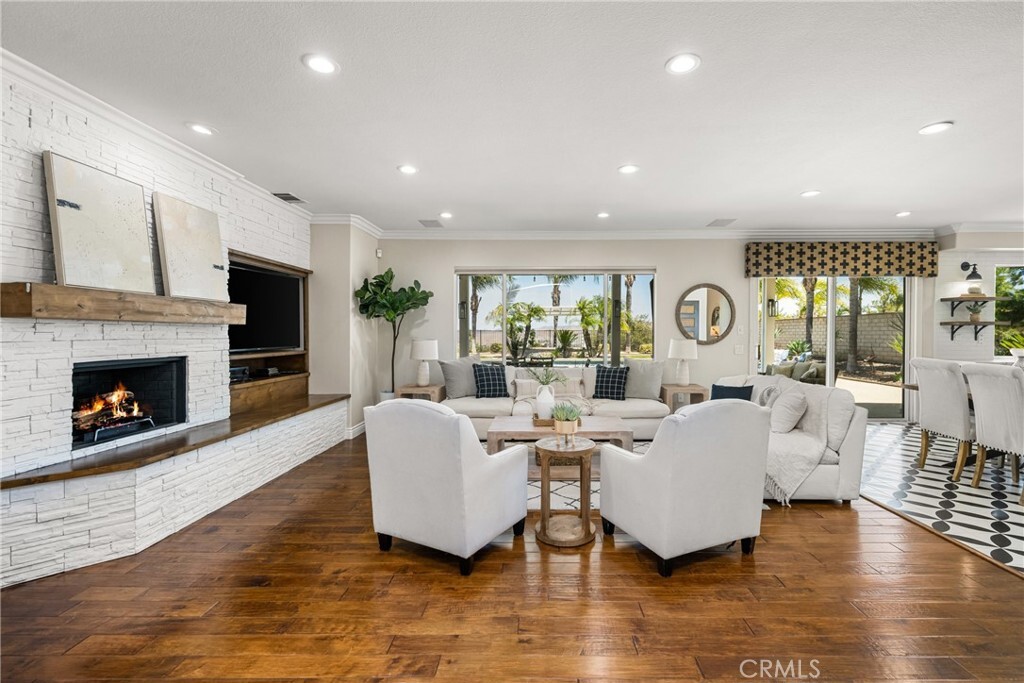 Property Photo: 3959 Paseo La Cresta CA 92881