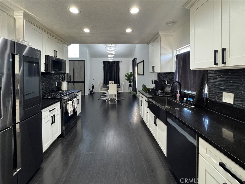 Property Photo:  9135 Cord Avenue  CA 90240 