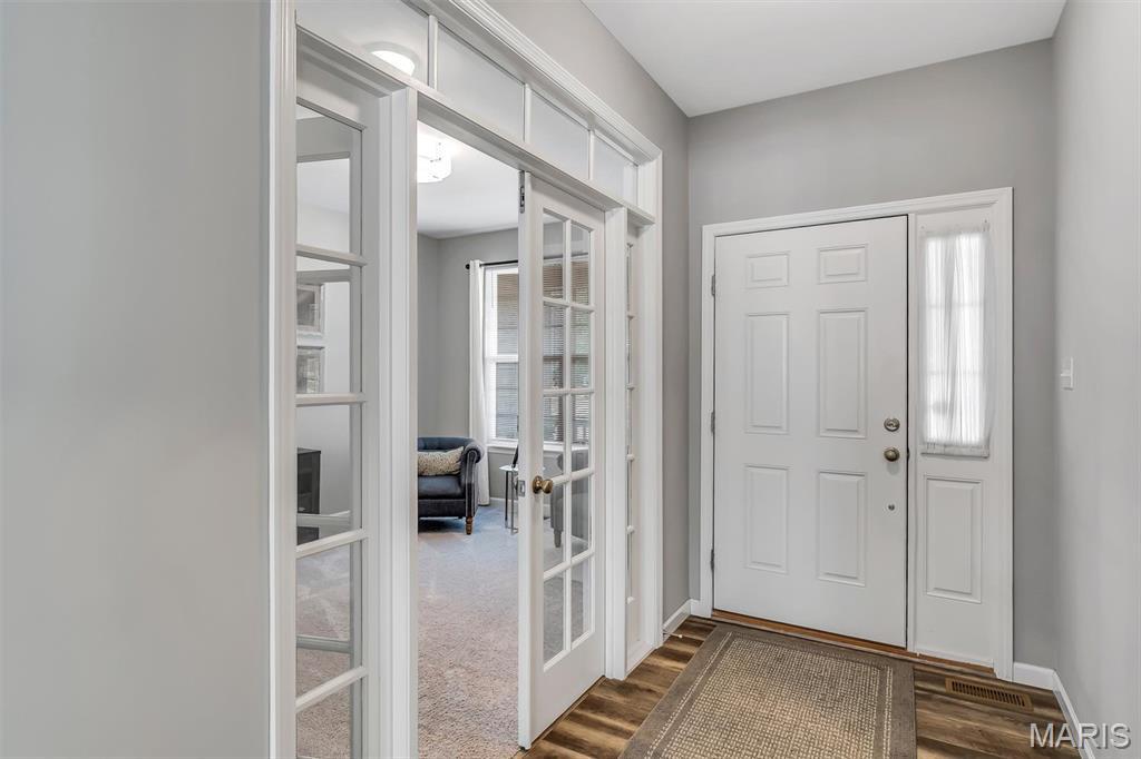 Property Photo:  207 Grayleaf Court  MO 63385 