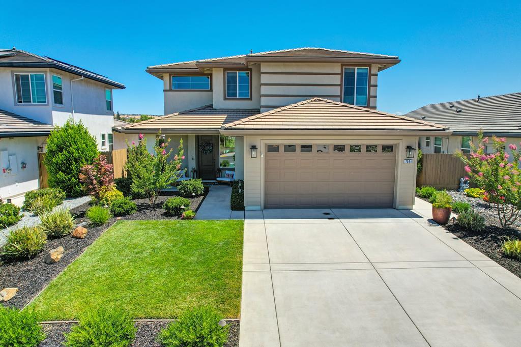 Property Photo: 7069 Saratoga Estates Drive CA 95762