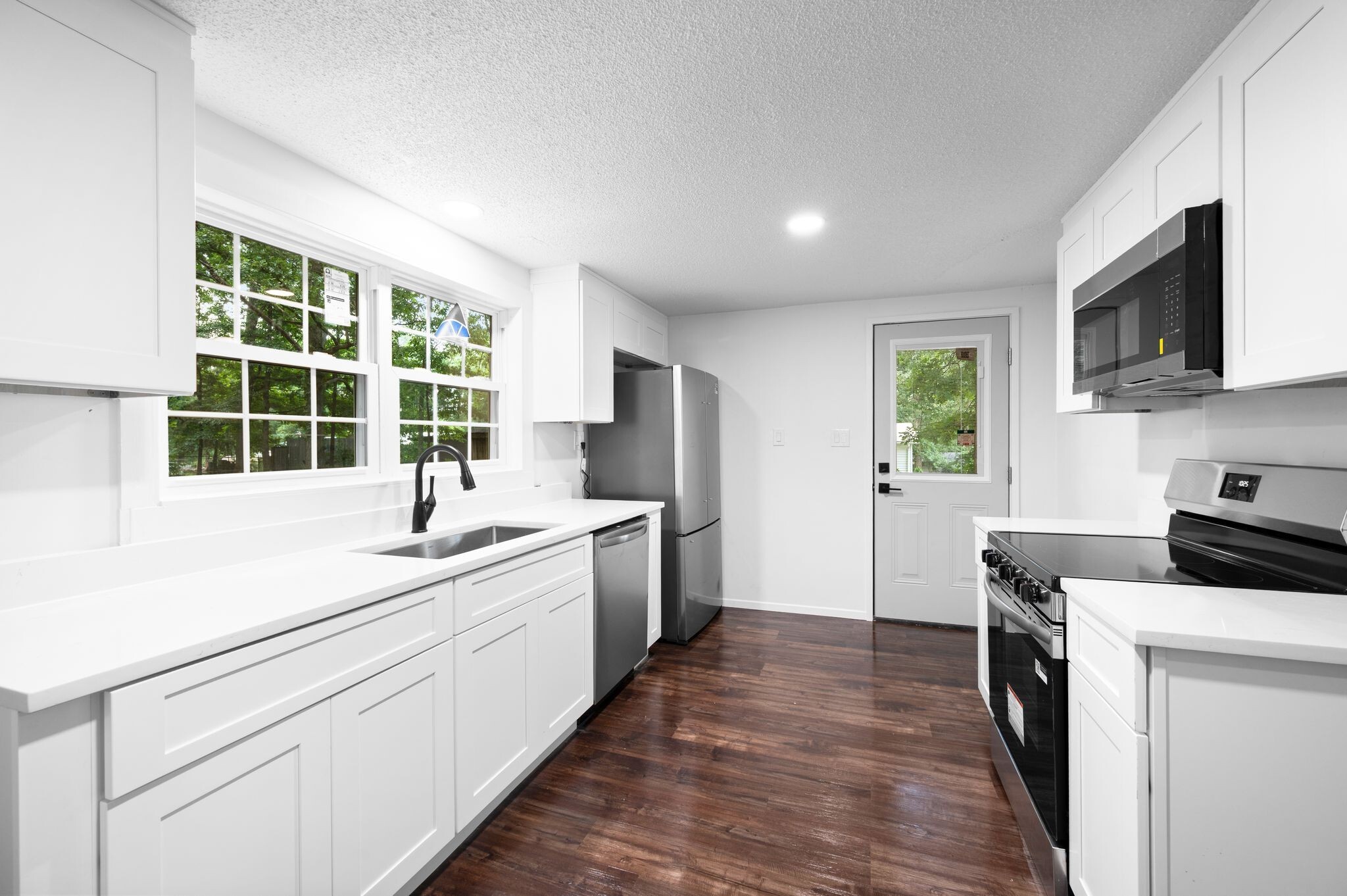 Property Photo: 1611 Hill St TN 37187
