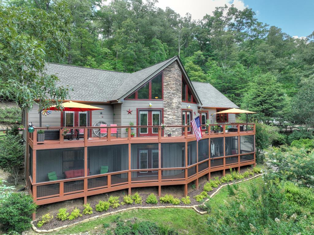 588 Blackberry Drive  Mineral Bluff GA 30559 photo