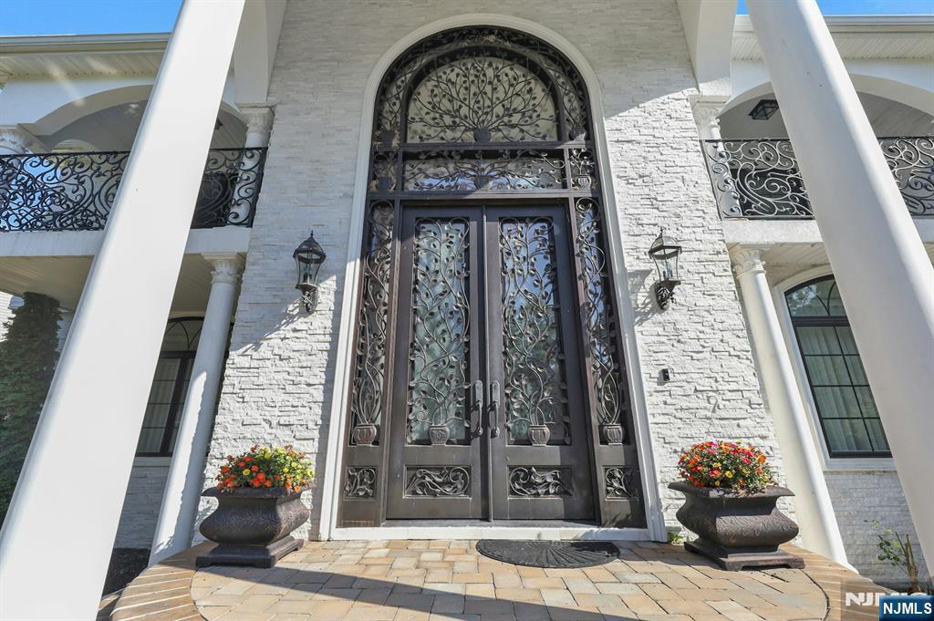 Property Photo: 574 Mill Run NJ 07652