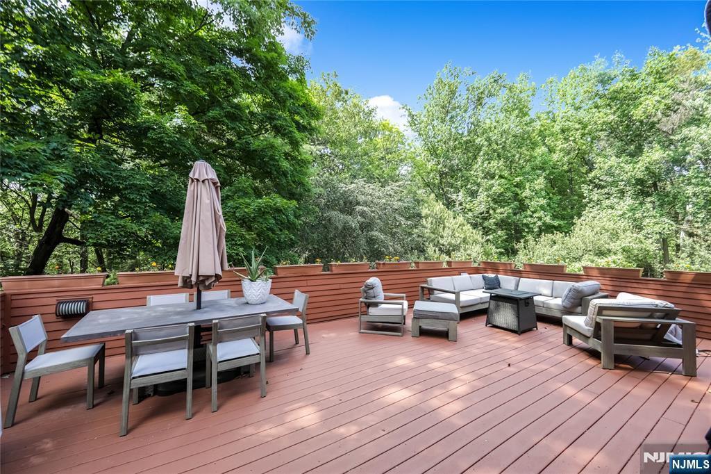 Property Photo: 20 Old Quarry Road 20 NJ 07631