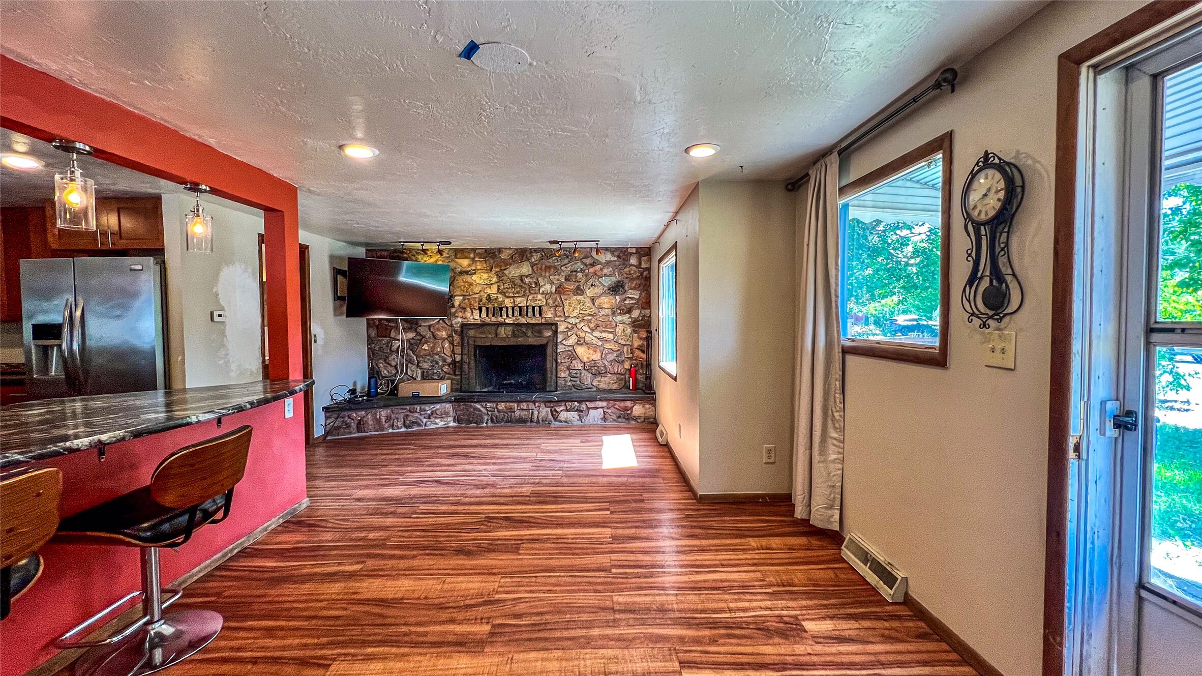 Property Photo: 330 W Sussex Avenue MT 59801