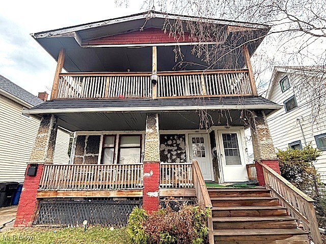 Property Photo:  805 Rudyard Road  OH 44110 