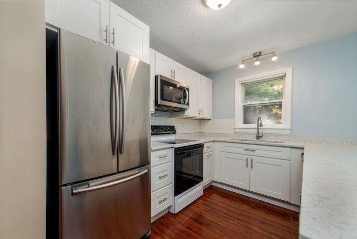 Property Photo: 1295 Hartford Avenue VT 05001