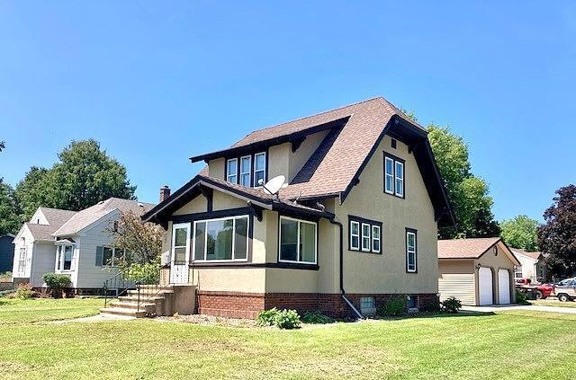 19 1st Avenue NE  Fairfax MN 55332 photo